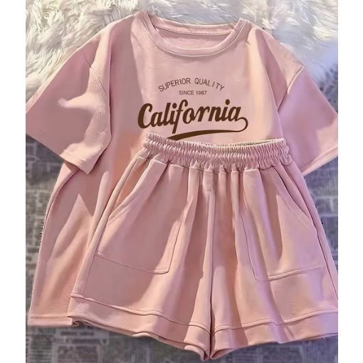 Short Sleeve T-Shirt and Casual Shorts