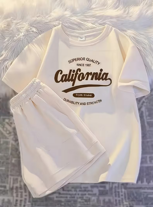 Short Sleeve T-Shirt and Casual Shorts
